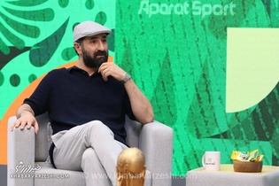 بازیگر سینما: دوست دارم نقش علی دایی را بازی کنم/ افتخارمان این است که به هفتادمین تیم جهان نباختیم/ فوتبال مسی، شخصیت رونالدو!
