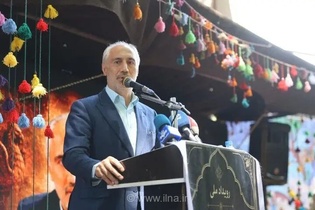 تاکید پورمحمدی بر جایگاه شاهنامه در هویت ایرانی و ظرفیت لردگان به عنوان چهارراه اقتصادی