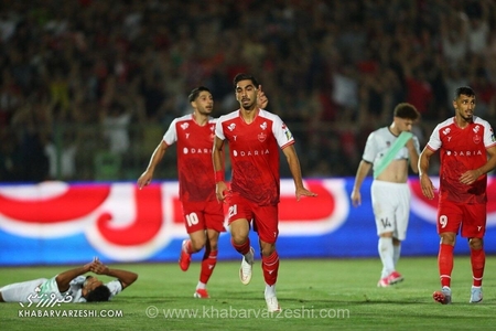 پیروزی پرسپولیس مقابل ذوب‌آهن با درخشش علی علیپور و پوریا شهرآبادی