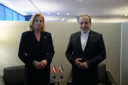 دیدار عراقچی و وزیر خارجه اتریش در حاشیه مجمع عمومی سازمان ملل