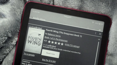 آمازون خدمات Kindle Unlimited را به Kindle+ تغییر نام داد و دو تغییر بزرگ شامل کتاب‌های صوتی هوش مصنوعی را به همراه دارد