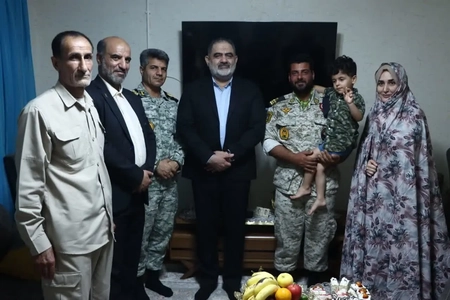 رشادت دریادلان در حفظ تنگه هرمز، نماد اقتدار