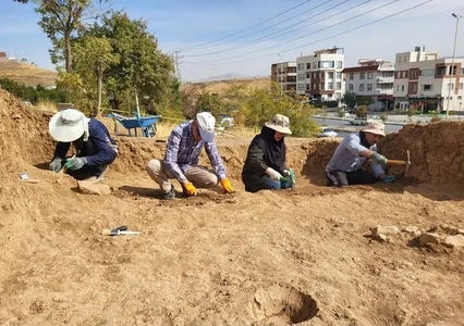 کشف شواهد باستانی از عصر آهن و دوران تاریخی در گورستان زاگرس سنندج