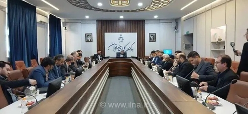 پیگیری حقوقی جنایات جنگی دشمنان ضروری است