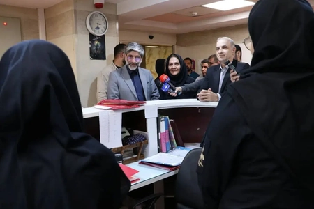 تجلیل رئیس کل دادگستری تهران از پرستاران بیمارستان سینا
