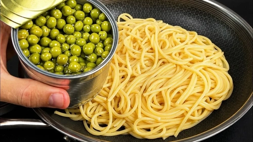 طرز تهیه اسپاگتی با نخود فرنگی و بیکن