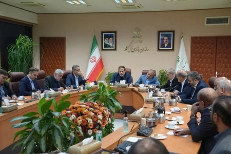 تاکید بر صیانت از نسل جوان و تقویت برنامه‌های تربیتی در مدارس