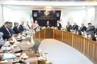 بخش‌خصوصی باید در حل مسائل مناطق آزاد نقش‌آفرین باشد