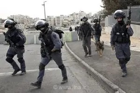 ورود غیرقانونی نظامیان صهیونیست به عمق خاک سوریه؛ استقرار خودروهای زرهی در میدان شهر جباتا الخشاب