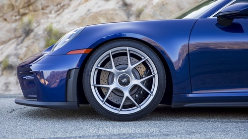 پورشه 911 GT3 تورینگ: تجربه‌ای فراتر از انتظار در کلاس خود