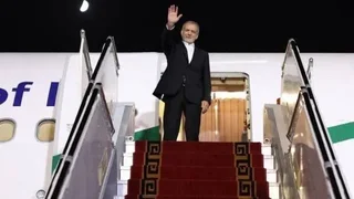 رئیس‌جمهور به روسیه سفر کرد