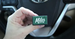 بررسی دستگاه Miles Plug: ردیابی خودرو و کمک اضطراری بدون فروش اطلاعات
