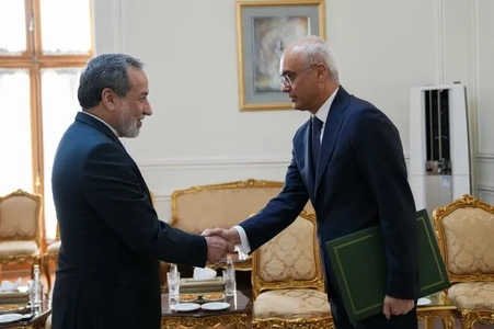 دیدار سفیران جدید ترکیه، نیجریه و پرتغال با عراقچی