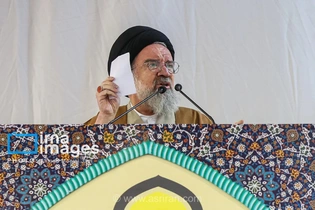 احمد خاتمی در نماز جمعه تهران: مقاومت در برابر دشمنان رمز پیروزی نهایی ملت ایران است