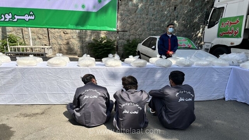 کشف محموله ۳۹۰ کیلوگرمی شیشه جاسازی شده در ضایعات البرز