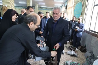 توزیع 9 هزار بسته لوازم‌التحریر برای دانش‌آموزان نیازمند قزوین