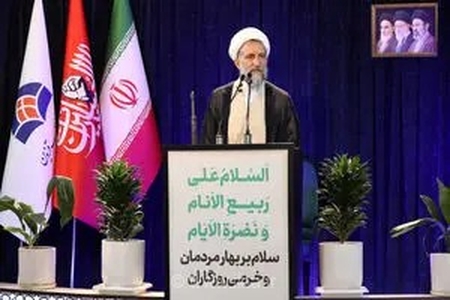 امام جمعه قزوین: رابطه با آمریکا کشور را گلستان نمی‌کند و موجب تنزل وضعیت کشورها می‌شود