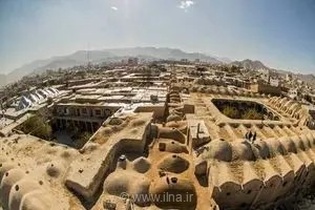 عملیات نجات در قلب تاریخ؛ آغاز مرمت بام سرای نوذری در بازار تاریخی اراک برای مقابله با رطوبت