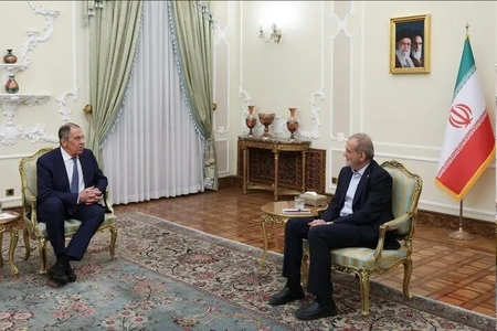 ایران و روسیه بر توسعه همکاری‌های دوجانبه تاکید کردند