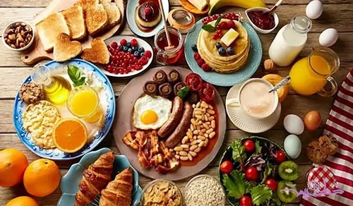 صبحانه سالم؛ چه خوراکی‌هایی را نباید ناشتا خورد؟