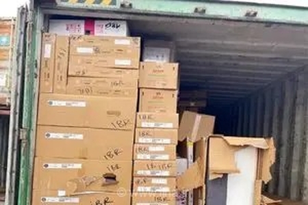 افزایش ۱۵ برابری هزینه‌های حمل‌ونقل کانتینر دارو؛ چالش‌های جدید واردکنندگان در تأمین اقلام دارویی و تجهیزات پزشکی