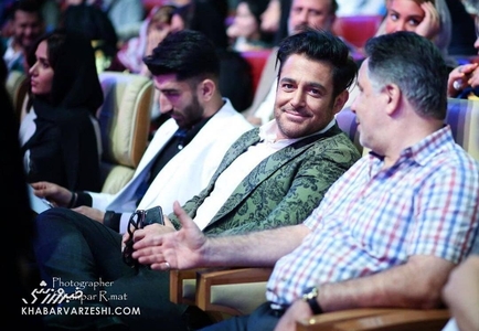 بازدید محمدرضا گلزار از فدراسیون کشتی و دیدار با علیرضا دبیر