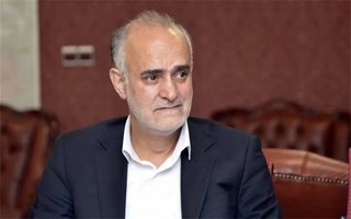 انتقاد نایب رئیس فدراسیون کشتی از علیرضا دبیر: تمرکز بر کشتی ضروری است