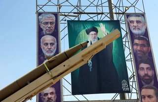 وال‌استریت ژورنال: ایران با موشک‌های هوشمند «خیبرشکن» سامانه‌های پدافندی آمریکا را در منطقه به چالش می‌کشد