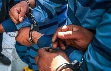 کلاهبرداری ۱۶۰۰ میلیارد ریالی با ترفند فروش سنگ‌های قیمتی در شیراز