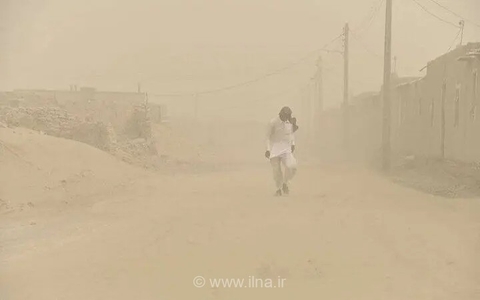 طوفان ۱۰۱ کیلومتری در زابل؛ کاهش دید و خیزش گرد و خاک