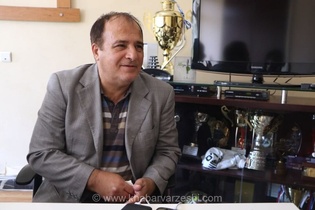 بازیکن بزرگ استقلال از خانه سالمندان مرخص شد