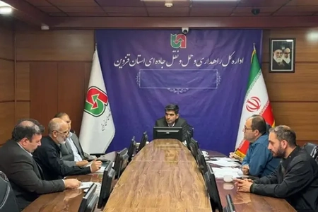 بررسی مشکلات حریم راه‌های قزوین در جلسه راهداری و منابع طبیعی