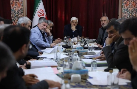 معاون اول رئیس‌جمهور: به آینده امیدواریم و راهکارهای نوآورانه برای عبور از مشکلات داریم
