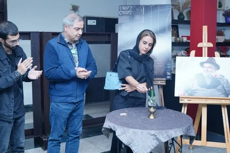 مراسم شب‌چراغ نمایش ماتیشکا و یادبود اکبر عبدی