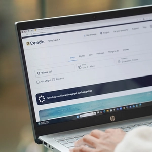 آیا برای هتل‌ها پول زیادی می‌پردازید؟ شکایت جدید، اکسپدیا را مقصر می‌داند