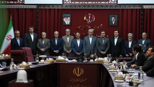 مشارکت بانک صادرات در بازسازی پژوهشکده لیزر و پلاسمای شهید بهشتی