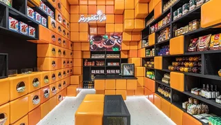 طراحی خلاقانه فروشگاه کندی کیو در میکامال کیش + تصاویر