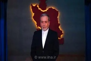 همان که سنگش می‌زنید؛ سنگتان را به سینه می‌زند