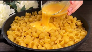 پاستا با تخم‌مرغ در ماهیتابه: یک شام فوری و خوشمزه