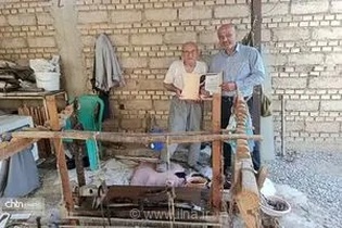 تجلیل از استادکاران عبابافی و نمدمالی بهبهان؛ گامی در مسیر حمایت از میراث فرهنگی و اقتصاد بومی