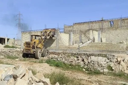 بازگرداندن ۹۰۰ میلیارد ریال اراضی ملی تصرف‌شده در اهواز