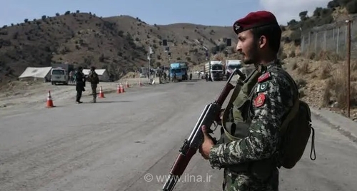 کشته شدن ۱۵ شبه‌نظامی در درگیری با ارتش پاکستان در مرز افغانستان