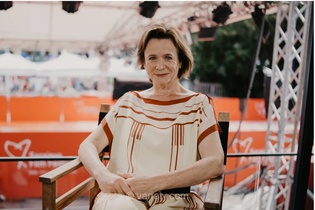 امیلی واتسون: فصل دوم سریال «پیشگویی دُن» عناصر جدید بسیاری خواهد داشت و برای من یک جستجو بود