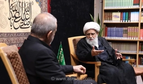 آیت الله کریمی جهرمی: مردم باید در جریان واقعیت ها و محدودیت‌های کشور قرار گیرند