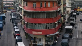 عکاسی معماری هنگ‌کنگ؛ بررسی تصاویر خانه‌های سر نبش اثر مایکل ولف
