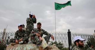 حملات هوایی دولت یمن به حوثی‌ها: این اقدام چه معنایی دارد؟