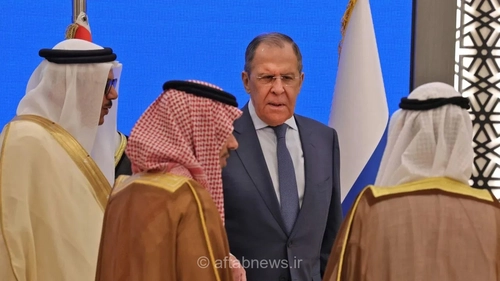 گفت‌وگوی لاوروف و بن فرحان درباره اوضاع پرتنش خاورمیانه