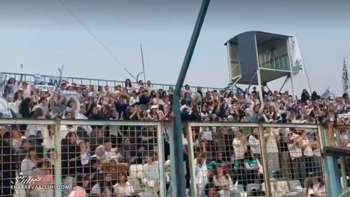 جشن هواداران ملوان انزلی پس از لغو بازی با تراکتور