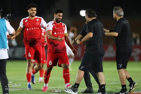 گل به خودی و پاس کاپیتانان در گل اول پرسپولیس به ملوان