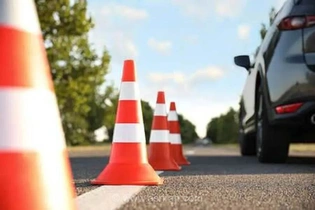 آزمون بسیار سخت و طاقت فرسای گواهینامه رانندگی در چین